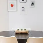 Flateli Aribau Appartement