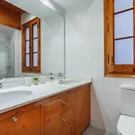 Flateli Aribau *