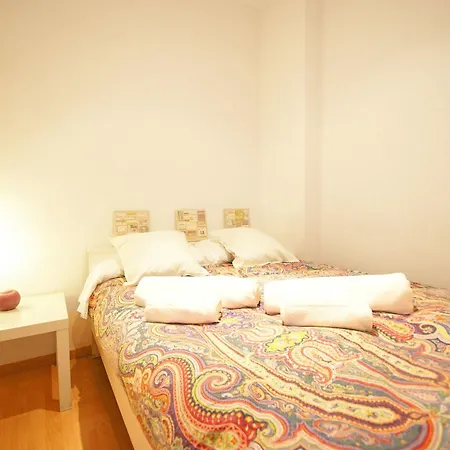 Flateli Aribau Apartment Barcelona