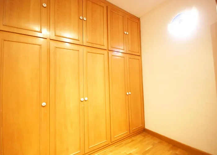 Flateli Aribau * برشلونة