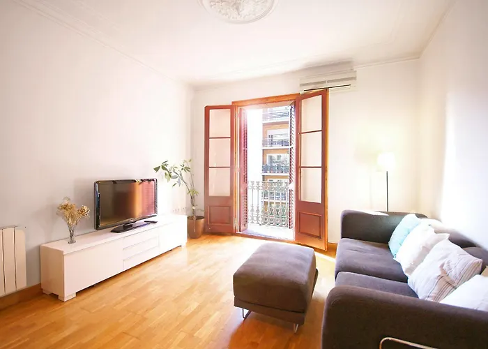 Flateli Aribau شقة